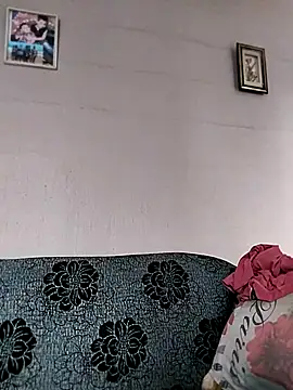 mileesha online show from 4, 12, 2025