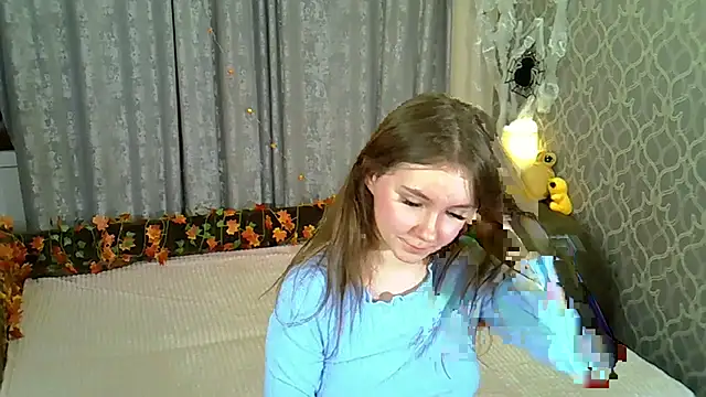 Little L1ss online show from 4, 11, 2025