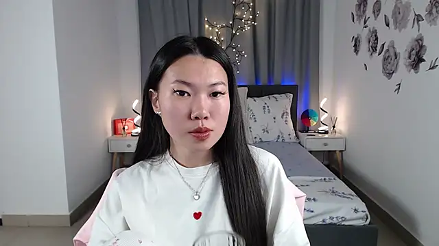 Snapshot of LunaPurrr chatting on 14, 9, 2025 LunaPurrr online show from 14, 9, 2025