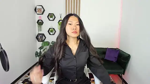 Snapshot of LunaPurrr chatting on 21, 9, 2025 LunaPurrr online show from 21, 9, 2025