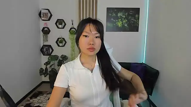 Snapshot of LunaPurrr chatting on 29, 9, 2025 LunaPurrr online show from 29, 9, 2025