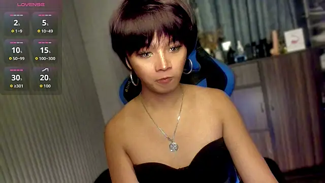 TrinityFucksYou online show from 8, 9, 2025