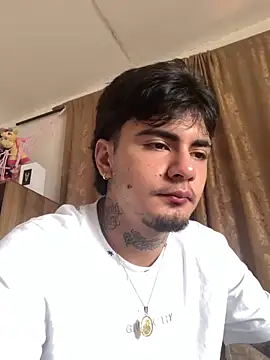 Snapshot of JamesDeker chatting on 28, 11, 2025 JamesDeker online show from 28, 11, 2025