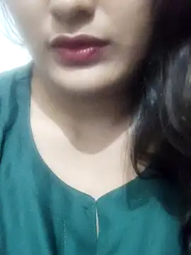 Cute pinkii online show from 5, 12, 2025