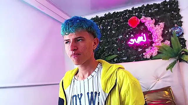 iam lukas   online show from 9, 10, 2025