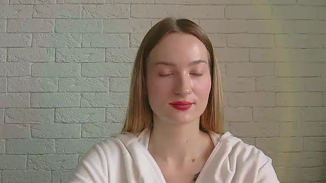 Alice Sweet 01 online show from 18, 12, 2025
