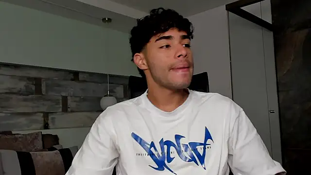 RaphaelDufort online show from 5, 1, 2026