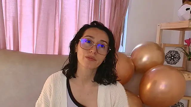 Snapshot of Ginevra_esposito chatting on 21, 4, 2026 Ginevra esposito online show from 21, 4, 2026