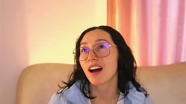 Snapshot of Ginevra_esposito chatting on 19, 5, 2026 Ginevra esposito online show from 19, 5, 2026
