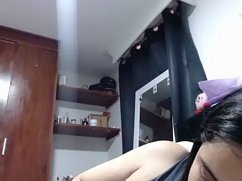 Snapshot of Electraweb_09 chatting on 20, 11, 2025 Electraweb 09 online show from 20, 11, 2025