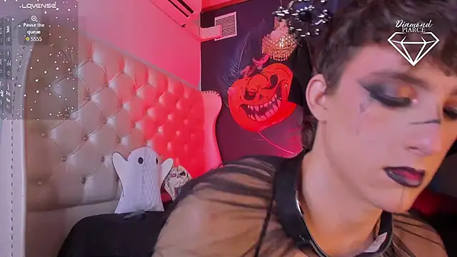 Snapshot of Diamond_Piarce chatting on 31, 10, 2025 Diamond Piarce online show from 31, 10, 2025