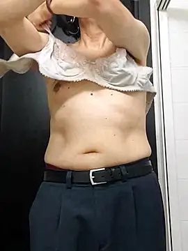 Emily de Carla online show from 9, 4, 2026