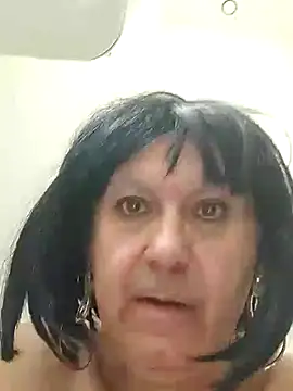 Emily de Carla online show from 4, 6, 2026