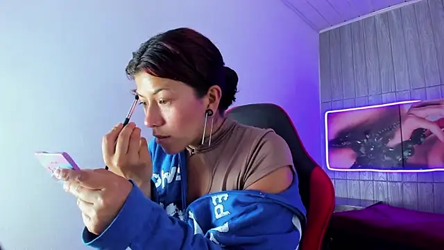 Snapshot of Raven_Rouge_ chatting on 16, 1, 2026 Raven Rouge online show from 16, 1, 2026