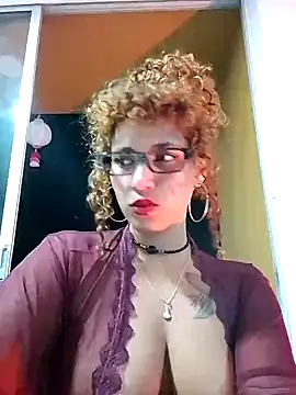 Snapshot of Vikyvoyeur chatting on 25, 9, 2025 Vikyvoyeur online show from 25, 9, 2025