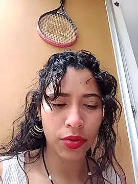 Vikyvoyeur online show from 22, 4, 2026