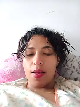 Vikyvoyeur online show from 26, 4, 2026