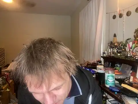 XanderOzzz online show from 4, 12, 2025