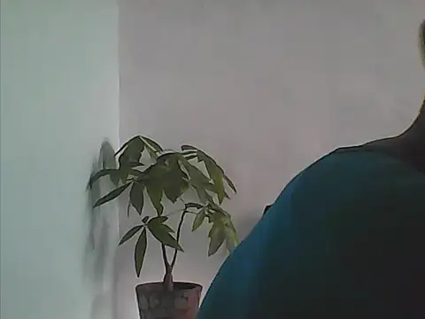 Snapshot of XaviGomez-87 chatting on 8, 9, 2025 XaviGomez-87 online show from 8, 9, 2025