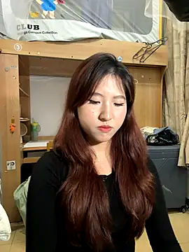 ououlovelove online show from 6, 11, 2025