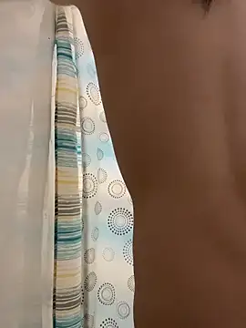 heytherepeoples717 online show from 5, 12, 2025