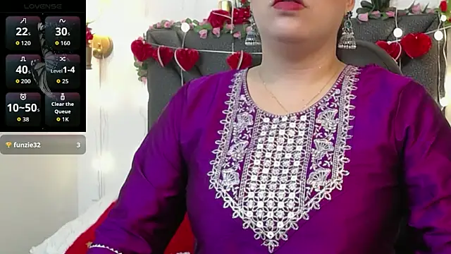 Snapshot of IndraKaur_ chatting on 1, 4, 2026 IndraKaur online show from 1, 4, 2026