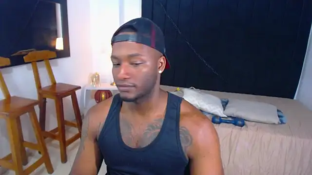 Snapshot of chrstian_lewis1 chatting on 22, 10, 2025 chrstian lewis1 online show from 22, 10, 2025