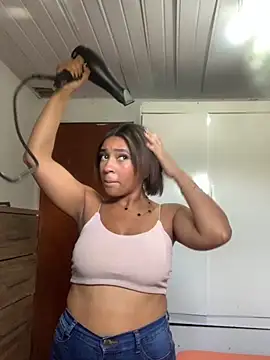 Crisschiavo online show from 19, 9, 2025