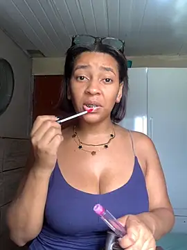 Crisschiavo online show from 1, 12, 2025