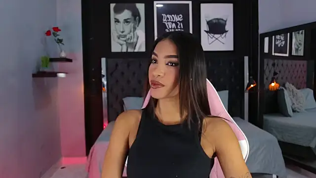 kitty collins  online show from 13, 1, 2026