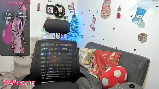 Snapshot of anastasia_tuya chatting on 15, 11, 2025 anastasia tuya online show from 15, 11, 2025