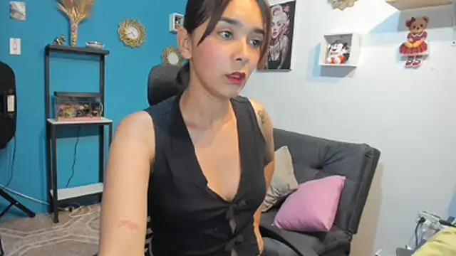 anastasia tuya online show from 15, 7, 2026