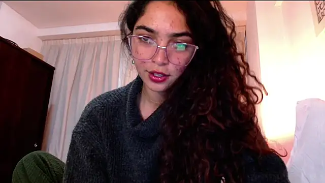 Snapshot of Ariagal chatting on 17, 9, 2025 Ariagal online show from 17, 9, 2025