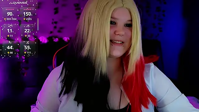 Snapshot of fillisfox_ chatting on 8, 10, 2025 fillisfox online show from 8, 10, 2025