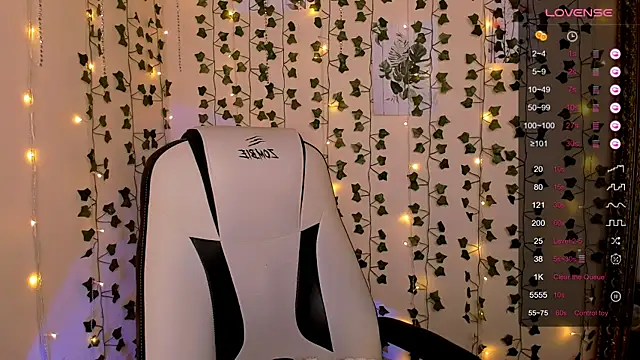 AnyaTaylor  online show from 16, 2, 2026