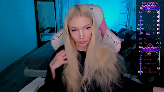 AnyaTaylor  online show from 21, 5, 2026