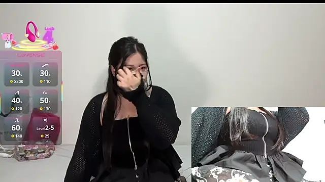 Snapshot of ___momo___0717 chatting on 14, 9, 2025    momo   0717 online show from 14, 9, 2025