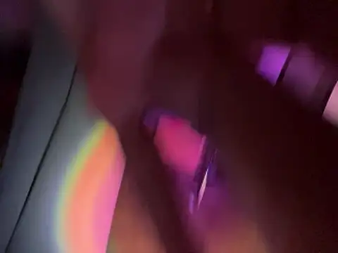 luvrgrllani online show from 1, 12, 2025