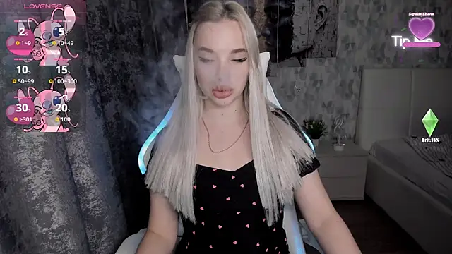 Snapshot of KiraKrox chatting on 17, 9, 2025 KiraKrox online show from 17, 9, 2025