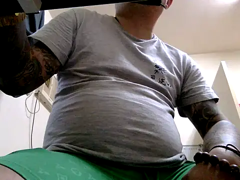 Snapshot of pwq77 chatting on 19, 12, 2025 pwq77 online show from 19, 12, 2025