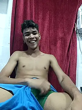 Snapshot of Wolf_BIG4 chatting on 2, 12, 2025 Wolf BIG4 online show from 2, 12, 2025