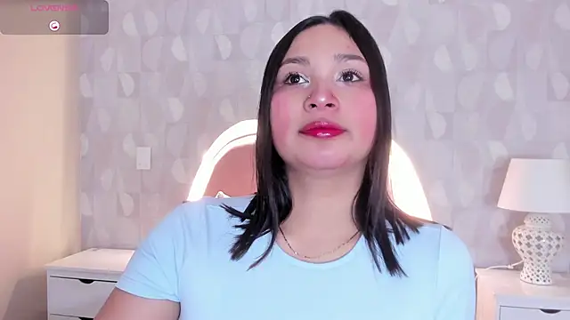 Snapshot of angel_ponce chatting on 4, 10, 2025 angel ponce online show from 4, 10, 2025