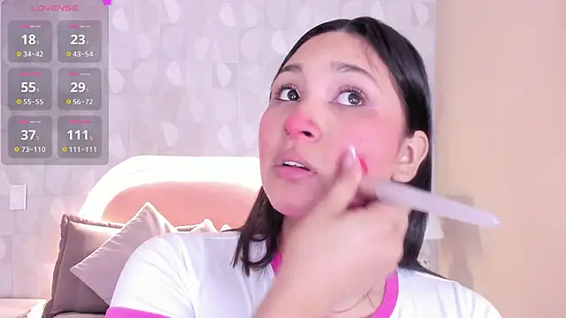 Snapshot of angel_ponce chatting on 7, 10, 2025 angel ponce online show from 7, 10, 2025