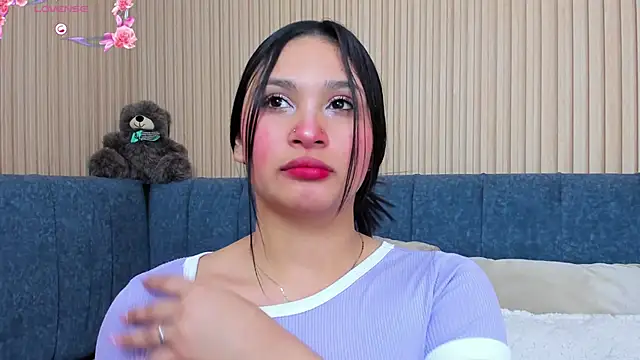 Snapshot of angel_ponce chatting on 9, 10, 2025 angel ponce online show from 9, 10, 2025