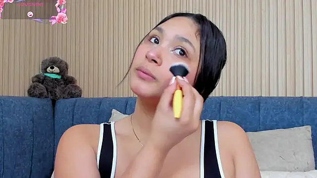 Snapshot of angel_ponce chatting on 13, 11, 2025 angel ponce online show from 13, 11, 2025