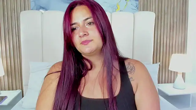 Snapshot of Victoria_Guzman chatting on 3, 3, 2026 Victoria Guzman online show from 3, 3, 2026