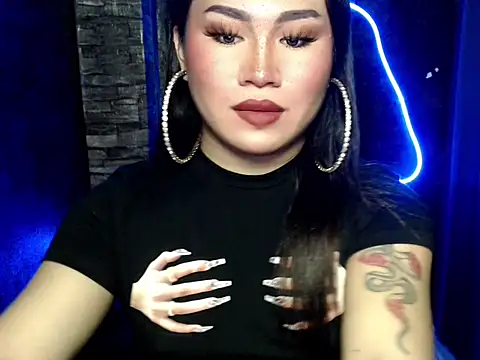Snapshot of pretty_lassy chatting on 13, 10, 2025 pretty lassy online show from 13, 10, 2025