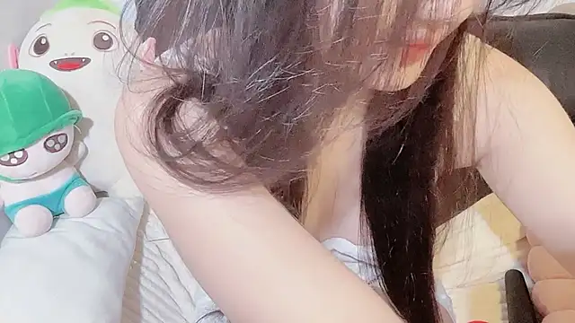 Snapshot of LINNIE05 chatting on 9, 1, 2026 LINNIE05 online show from 9, 1, 2026