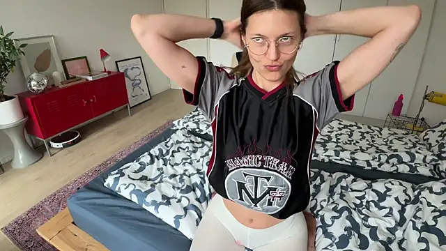 Snapshot of Scorpion_Peach chatting on 24, 10, 2025 Scorpion Peach online show from 24, 10, 2025