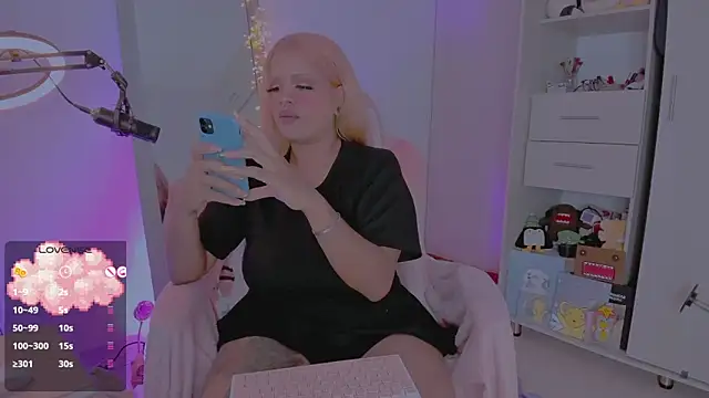 amywilld online show from 12, 2, 2026